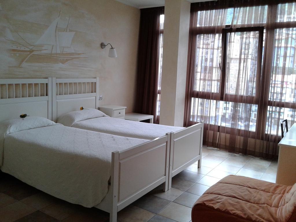 מוטריקו Hotel Zumalabe מראה חיצוני תמונה